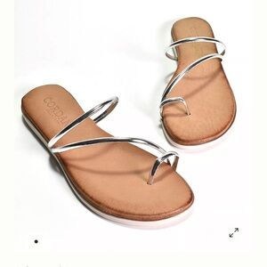 Cordani Women's Metallic Silver Sandals Anthropologie $166